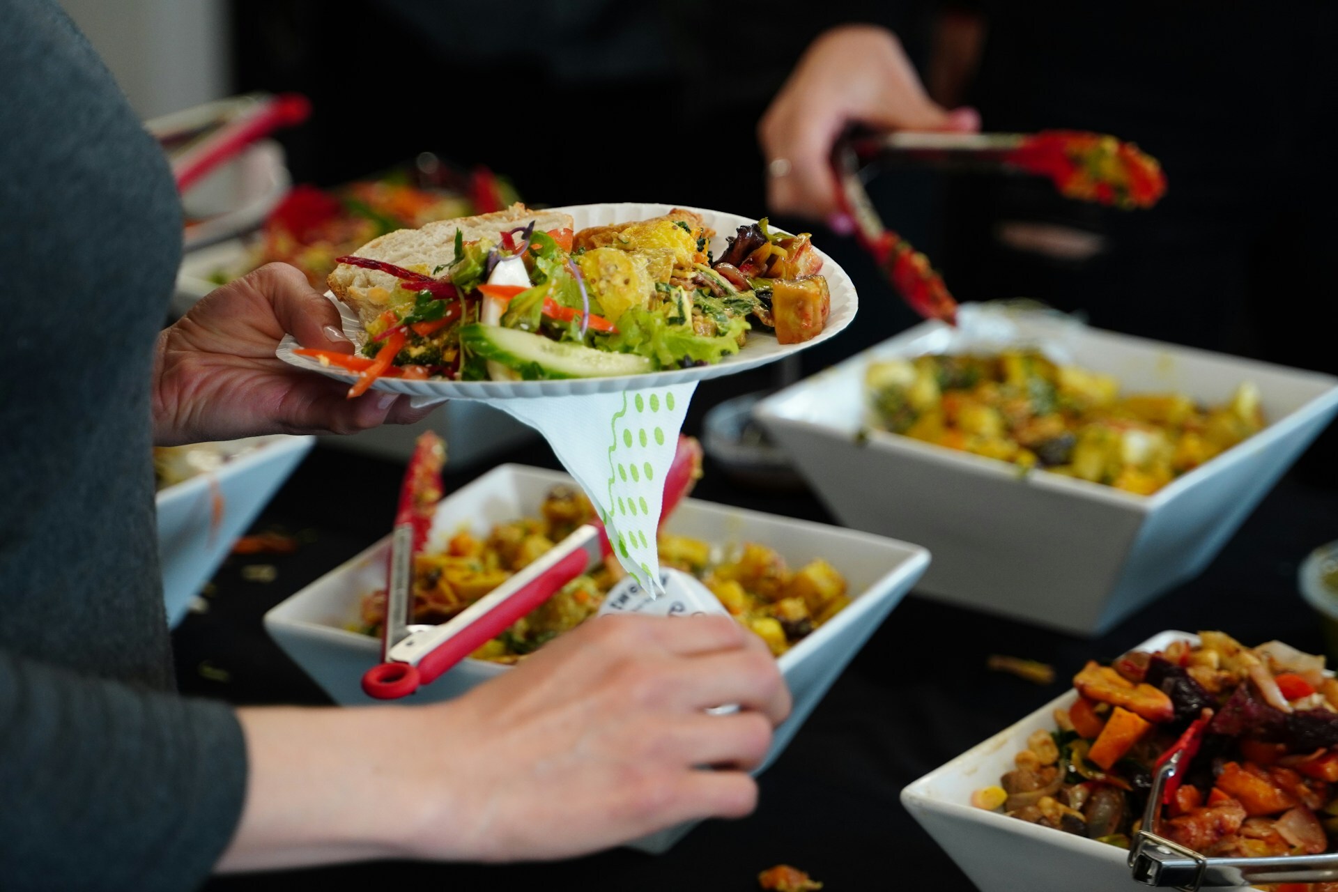 Corporate Catering on a Budget: Affordable Options for Small Businesses